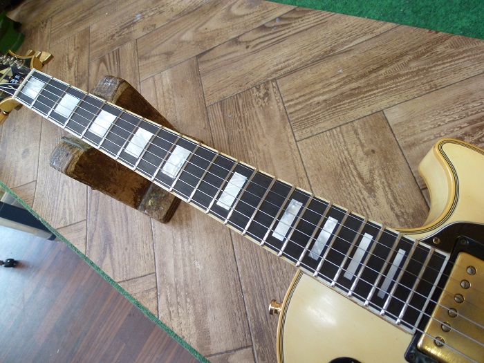 指板 フィンガーボード ネック折れなどギターの修理なら東京都足立区 皆川ギター工房